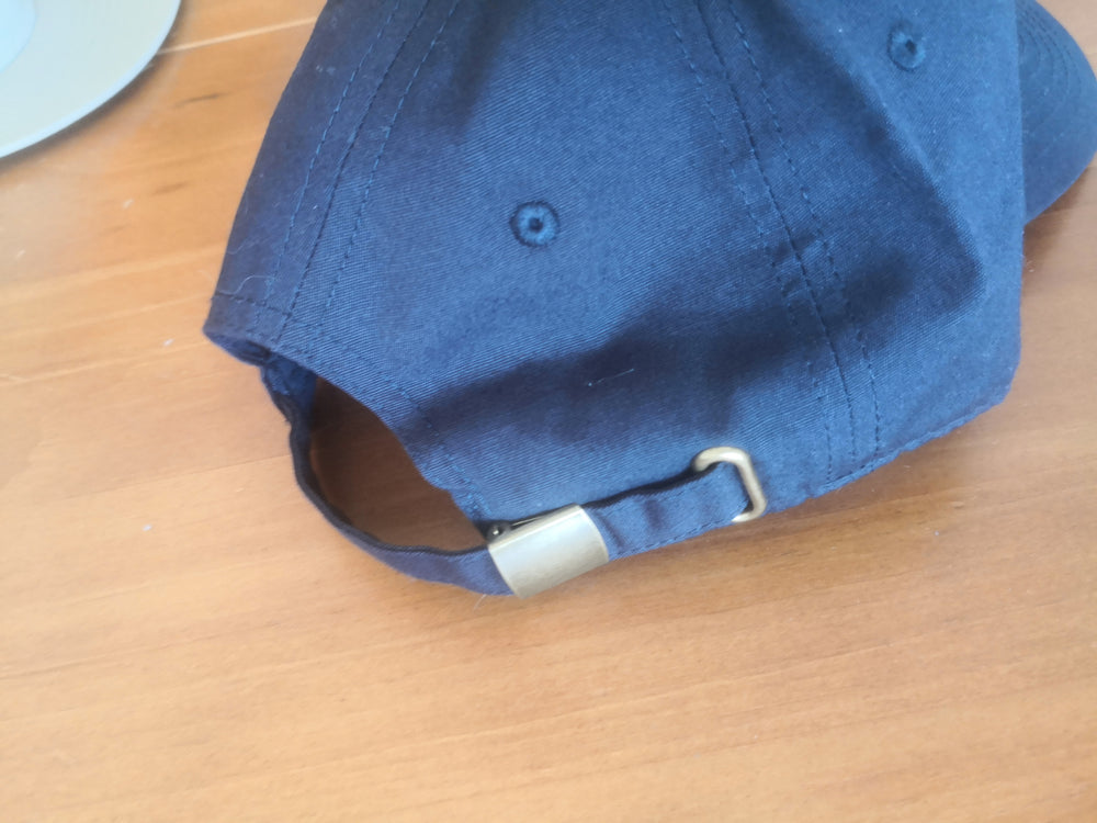 Script 6 Panel Cap